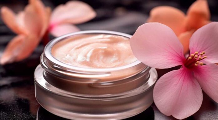 Rughe addio, le migliori creme del 2025: una la compri mentre fai la spesa, l’altra è il top da farmacia Rughe addio, le migliori creme del 2025