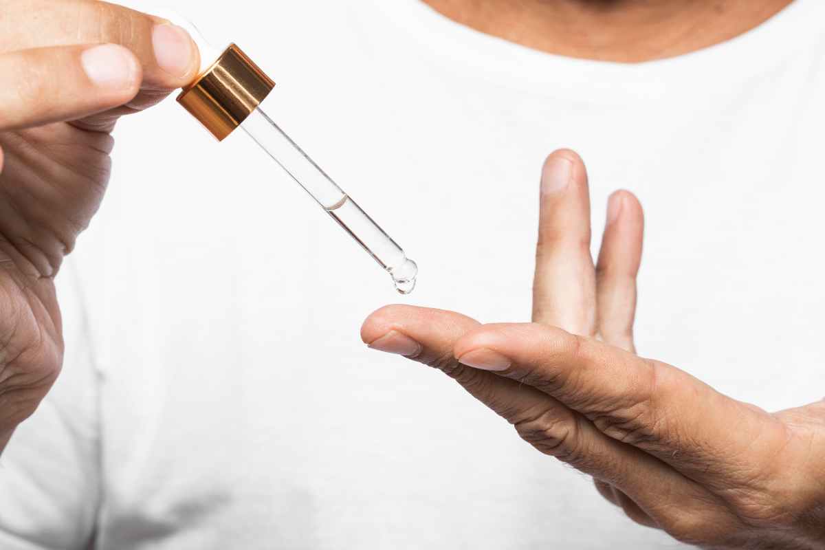 pelle con imperfezioni: prova il trattamento allo zolfo