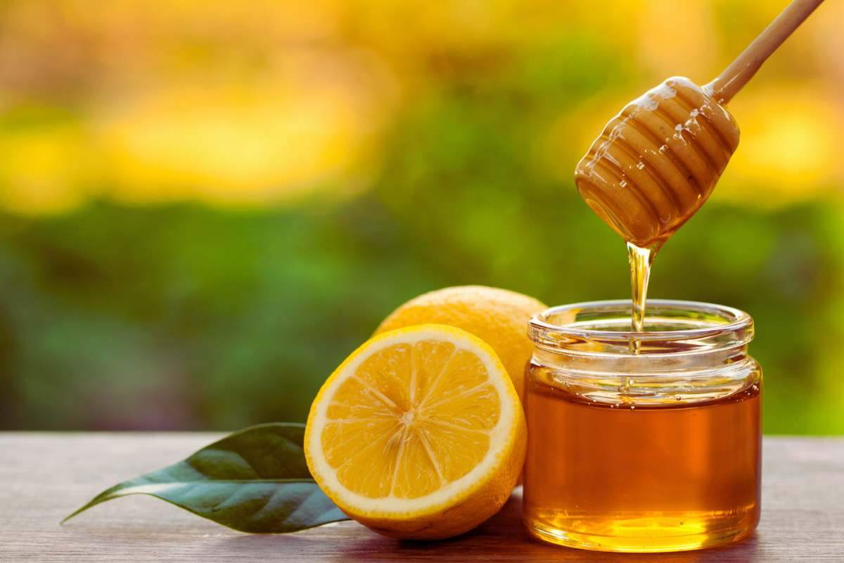 Ho usato il miele così per tre 3 mesi e non ho più una ruga