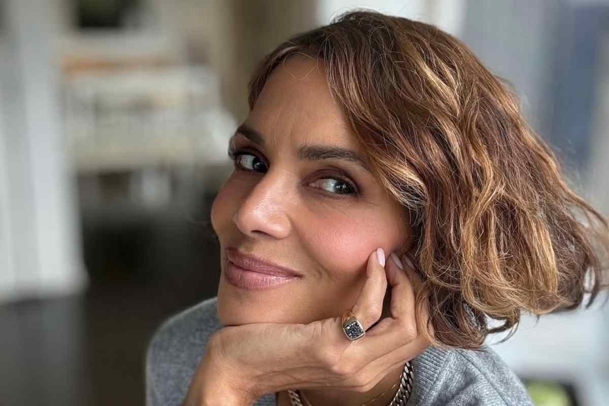 Halle Berry taglio di capelli