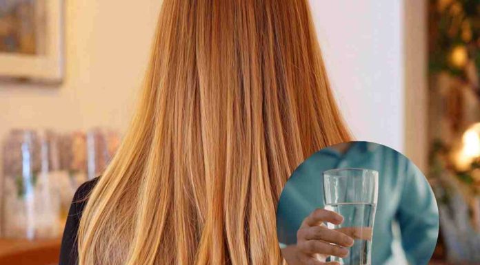 Capelli 10 volte più belli e sani grazie a un bicchiere d’acqua: il trucco che ti nascondono le parrucchiere capelli bellissimi grazie ad un bicchiere d'acqua