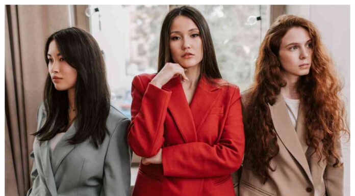 Tendenze giacche primavera 2026: tornano in scena gli evergreen dal passato. Pronte a riciclare? giacche p/2026