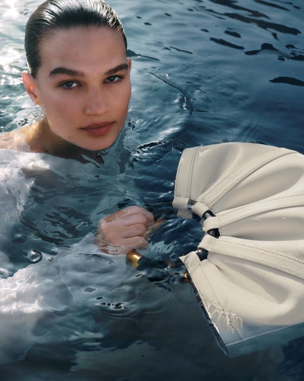 Coccinelle #HerDeepness - La nuova Campagna Primavera/Estate 2026