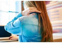 Da quando faccio queste cose, i miei capelli sono lunghissimi: niente prodotti o trattamenti costosi capelli lunghi curati