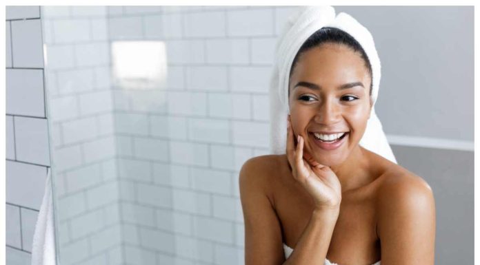 Tutti lo sanno tranne te: perché questo semplice gesto ti garantisce un’ottima salute e tanta bellezza Il trucco di bellezza non noto