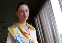 L’eccellenza sartoriale Comella di Aversa celebra la Giornata Internazionale della Donna L’eccellenza sartoriale Comella di Aversa. Per l’8 Marzo realizzato un foulard che è manifesto di forza, rispetto e libertà.