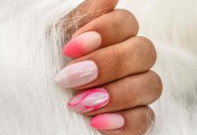 Manicure del momento: colori chiari, micro french e il ritorno di un colore simbolo del mese manicure del momento ritornano i colori chiari e unghie corte