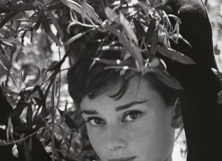 Audrey Hepburn: la biografia definitiva firmata dal figlio Sean Audrey Hepburn la biografia definitiva scritta dal figlio Sean