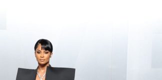 Ciara wears STEPHANE ROLLAND at the VANITY FAIR OSCAR PARTY in Los Angeles Ciara wears STEPHANE ROLLAND at the VANITY FAIR OSCAR PARTY in Los Angeles