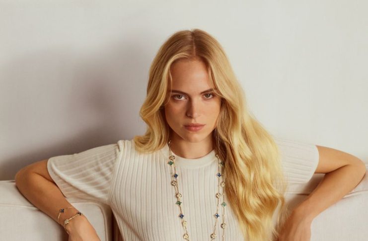 Louis Vuitton Color Blossom Louis Vuitton rivela la Color Blossom, la sua iconica collezione di gioielli impreziosita da nuove gemme