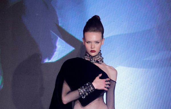 Pignatelli inaugura il nuovo headquarter di Milano e presenta Pignatelli Atelier con una performance esclusiva Pignatelli inaugura il nuovo headquarter di Milano e presenta Pignatelli Atelier con una performance esclusiva