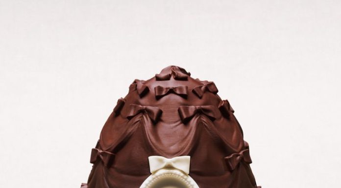 The Dior chocolate egg at 30 Montaigne by Yannick Alléno A couture confection unveiled: the Dior chocolate egg by multi-starred chef Yannick Alléno. Available exclusively at Le Jardin at 30 Montaigne.
