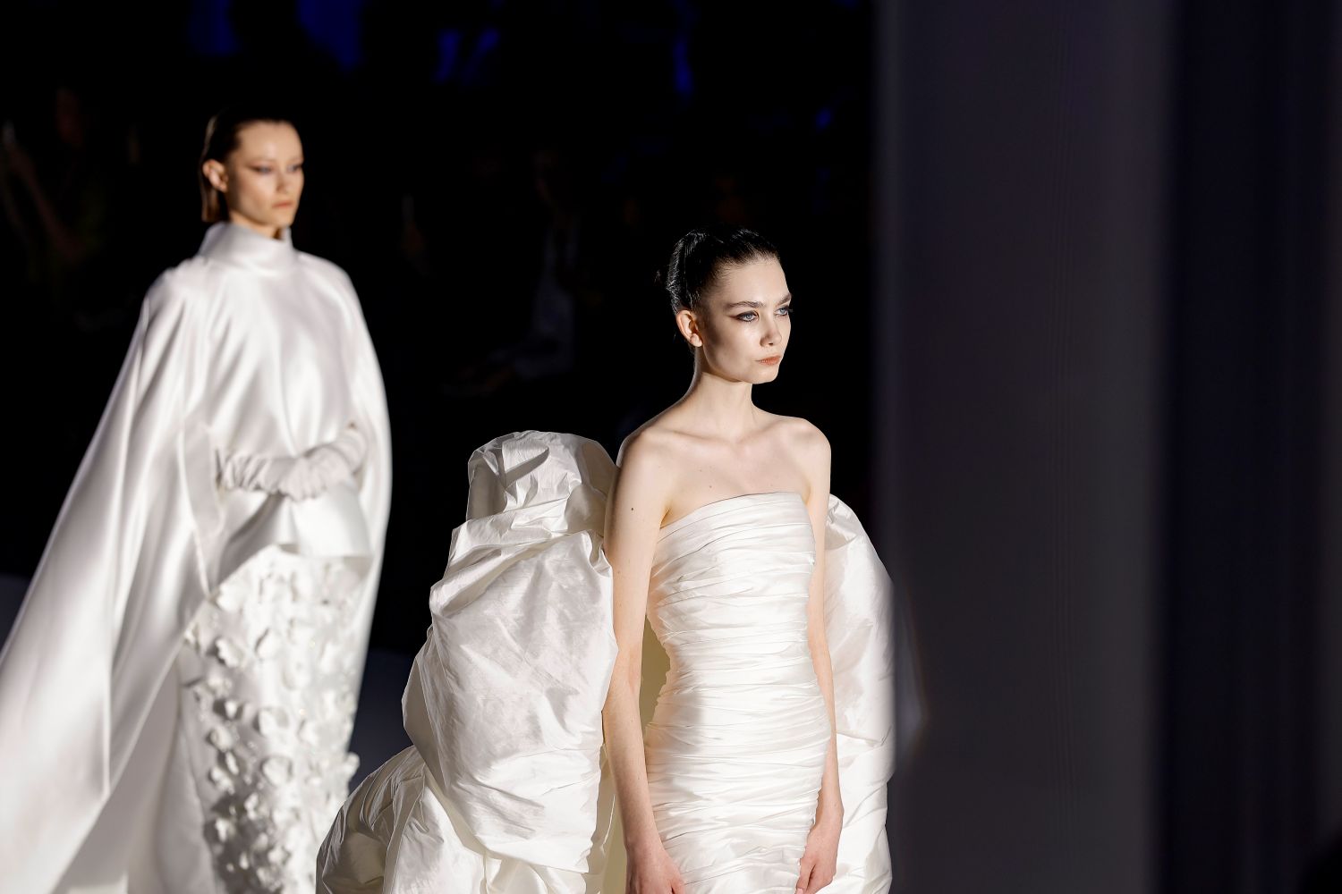 Stéphane Rolland turns Barcelona Bridal night into a tribute to Love.