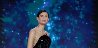 Bianca Balti incanta i David di Donatello 2026: il fascino scultoreo firmato Issey Miyake Bianca Balti in Issey Miyake ai David di Donatello 2026