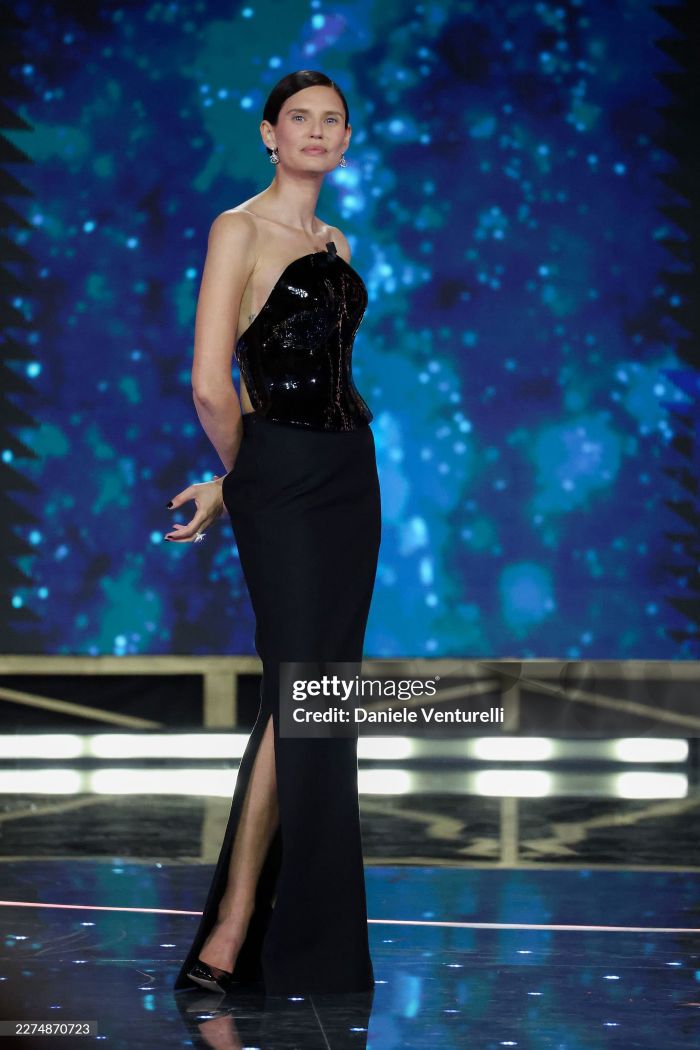 Bianca Balti in Issey Miyake ai David di Donatello 2026