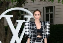 Celebrities at the Louis Vuitton Women’s Cruise 2027 Show at the Frick Collection in New York City Celebrities at the Louis Vuitton Women's Cruise 2027 Show at the Frick Collection in New York City