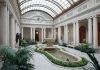 La sfilata Louis Vuitton Cruise 2027 si terrà il 20 maggio alla The Frick Collection a New York La sfilata Louis Vuitton Cruise 2027 si terrà il 20 maggio alla The Frick Collection a New York