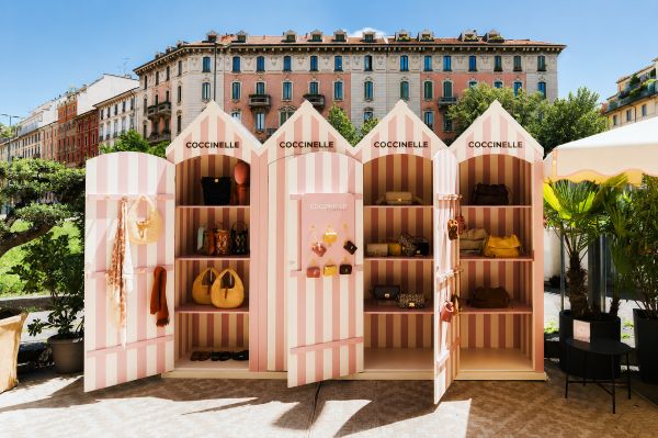 Coccinelle at Bar Tommasi l'estate Italiana ha un nuovo indirizzo a Milano