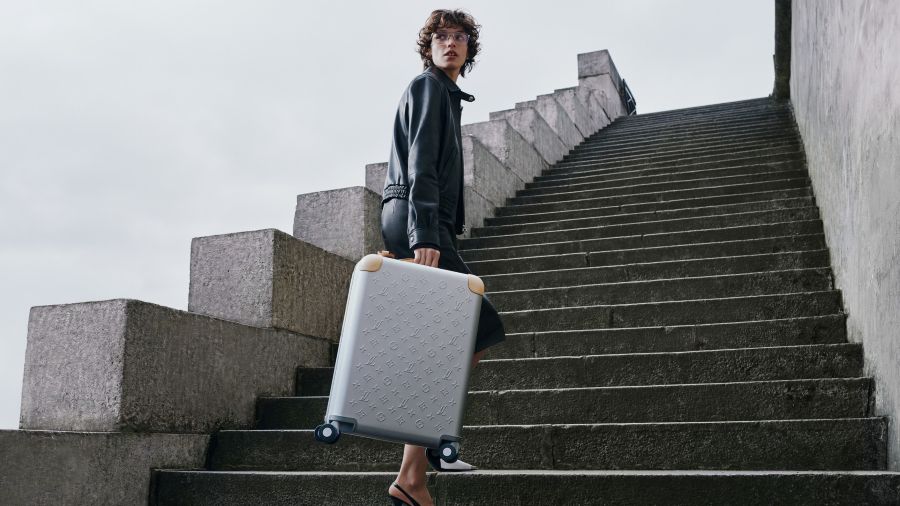 Louis Vuitton Horizon Aluminum