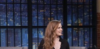 Amy Adams wears Louis Vuitton on Late Night With Seth Meyers Amy Adams wears Louis Vuitton on Late Night With Seth Meyers