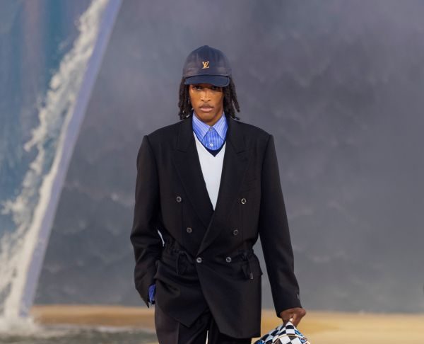 Louis Vuitton Spring-Summer 2027 Show by Pharrell Williams. A Dandy Experience Louis Vuitton Men’s Spring-Summer 2027 Show