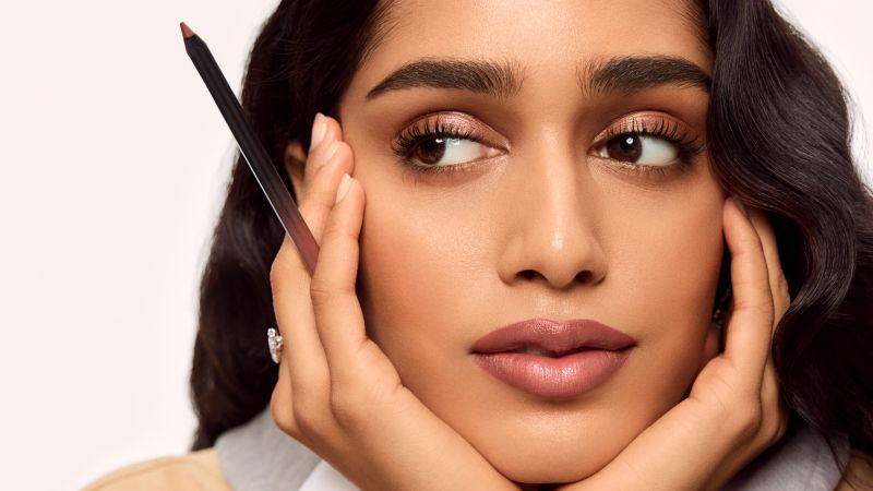 Louis Vuitton presenta LV Crayon le matite labbra di Pat McGrath