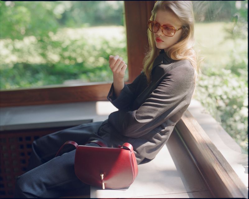 Gherardini FW26/27: il Patrimonio della Maison si rinnova attraverso nuove forme e materiali