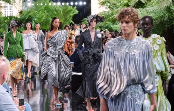 Dior Fall 2026 Couture: Taylor Made Dior Fall 2026 Couture: Taylor Made