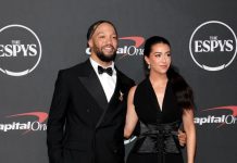 Jalen Brunson ha indossato un look Louis Vuitton ai 2026 ESPY Awards Jalen Brunson ha indossato un look Louis Vuitton ai 2026 ESPY Awards
