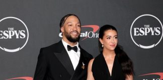 Jalen Brunson ha indossato un look Louis Vuitton ai 2026 ESPY Awards Jalen Brunson ha indossato un look Louis Vuitton ai 2026 ESPY Awards