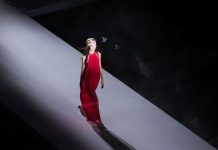 Momonì sfila alla Shenzhen-Milan Lifestyle Week con la Spring Summer 2027 Momonì sfila alla Shenzhen-Milan Lifestyle Week con la Spring Summer 2027
