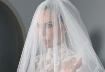 Il sogno romantico di Ilary Blasi firmato Ermanno Scervino Il sogno romantico di Ilary Blasi firmato Ermanno Scervino