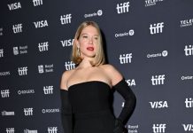 Léa Seydoux ha indossato un look custom Louis Vuitton alla prima di “Alpha Gang” durante il Toronto International Film Festival 2026 Léa Seydoux ha indossato un look custom Louis Vuitton alla prima di “Alpha Gang” durante il Toronto International Film Festival 2026