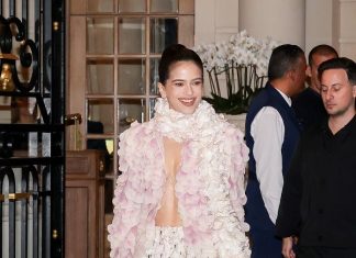 Dior presents Rosalía Dior presents Rosalía